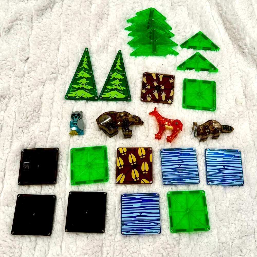Magna-Tiles Forest 25 Piece Set - NWOT! 🌲